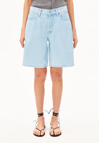 THAALINA MID WAIST DENIM SHORT | barrea by ARMEDANGELS