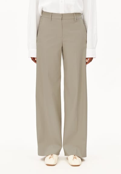 LEANDRAA PANT| light sage by ARMEDANGELS