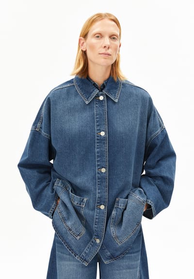 DRAAPY DENIM JACKET | fade by ARMEDANGELS