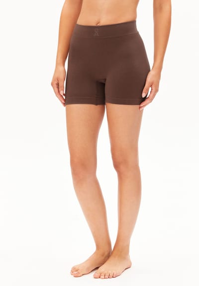 SHORTAA SEAMAALA SHORTY | ebony by ARMEDANGELS