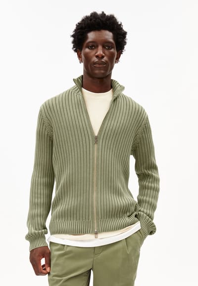 PIGMENT DYE KNIT JACKET | fatigue green by ARMEDANGELS