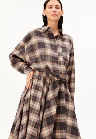 NALAANI PATCHED PLAID BLOUSE | moonshadow-sandstone by ARMEDANGELS