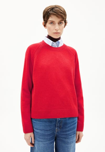 LILIRIAA REGLANA KNIT SWEATER | candy apple by ARMEDANGELS