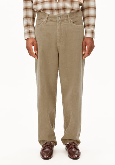 JAAMEO BAGGY CORD TROUSERS | light sage by ARMEDANGELS