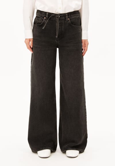 ASTRAEAAS MID WAIST WIDE JEAN | nutmeg by ARMEDANGELS