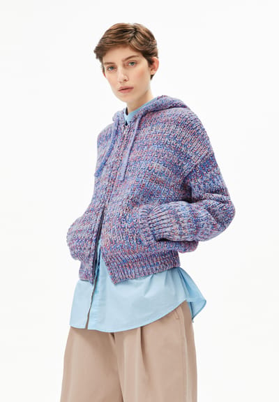 UN-WASTED HOODED KNIT JACKET | dark poppy-dynamo blue-oatmilk by ARMEDANGELS