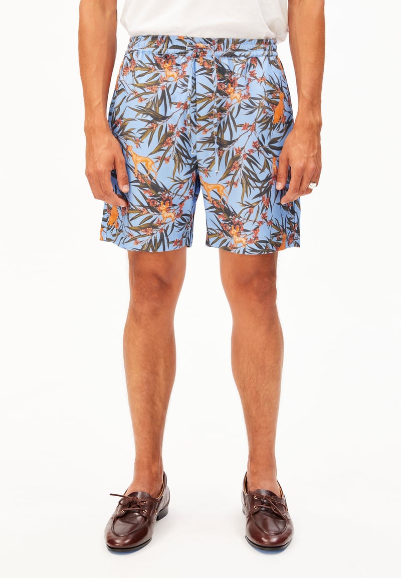 DOG PRINT SHORT | wedgwood by ARMEDANGELS, 54% Lyocell, 46% Cotton