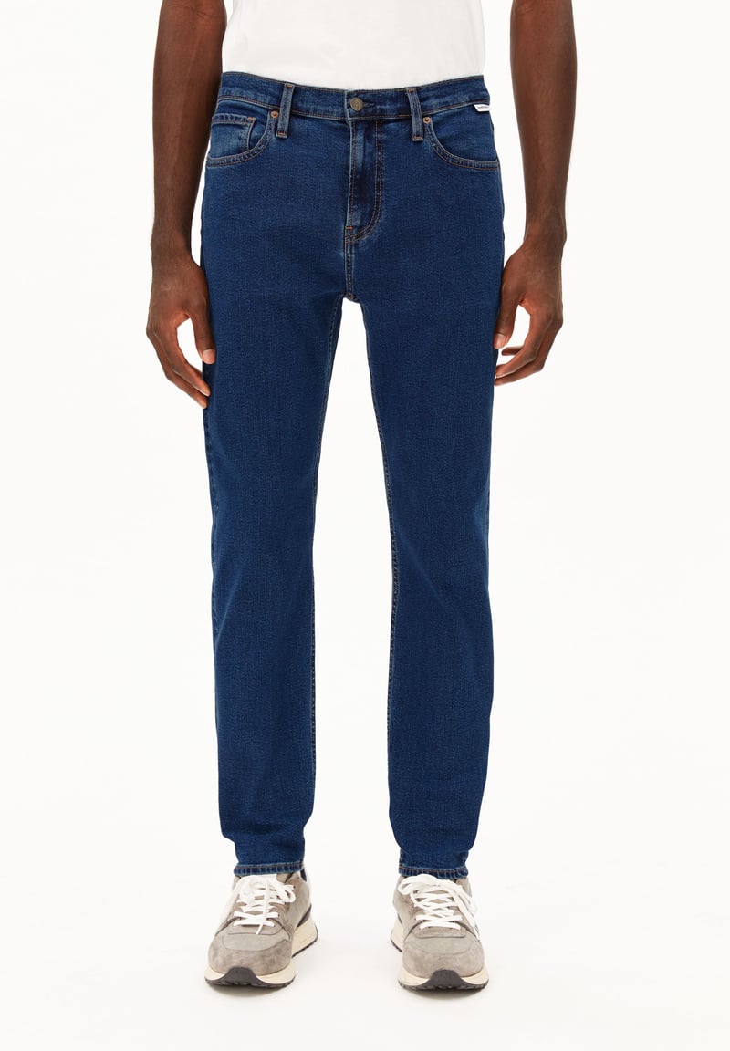 AARJO TARPA TAPERED JEAN | whale by ARMEDANGELS, 79% Cotton, 17% Lyocell, 3% Elastomultiester, 1% Elastane