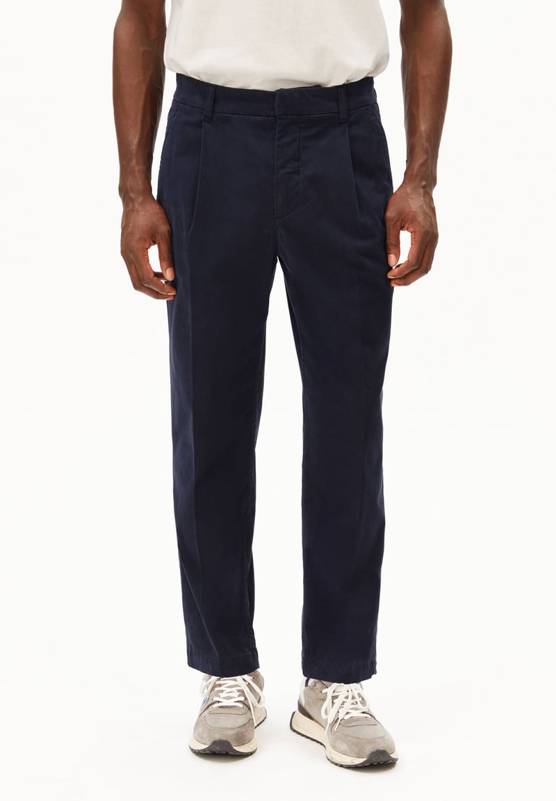 TAAMIR PLEATED CHINOS | night sky by ARMEDANGELS, 97% Cotton, 3% Elastane