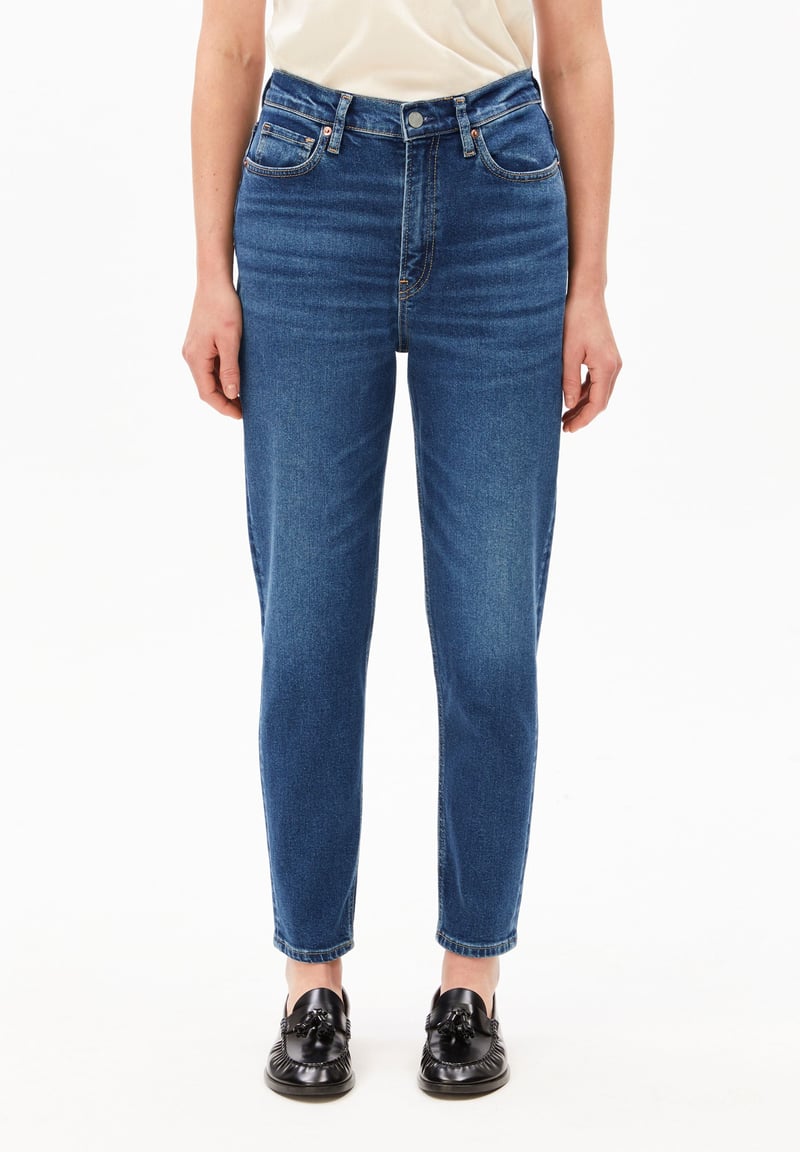 MAIRAA HIGH WAIST MOM JEAN | carme by ARMEDANGELS, 82% Cotton, 14% Lyocell, 3% Elastomultiester, 1% Elastane