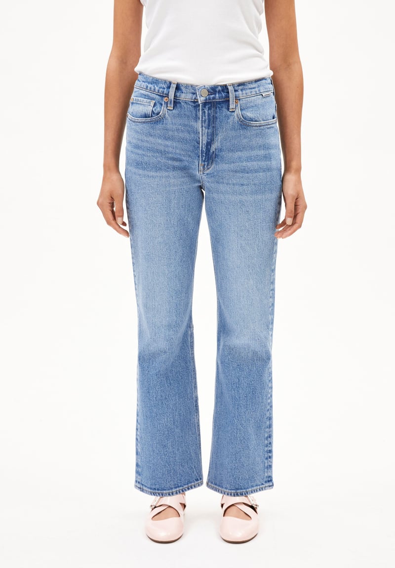 VELAARI MID WAIST FLARED JEAN | garda by ARMEDANGELS, 98% Cotton, 2% Elastane