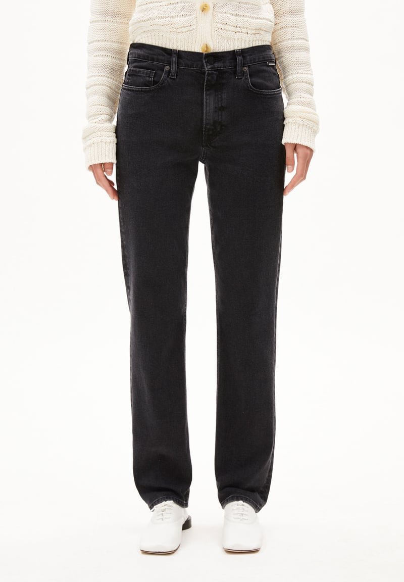 CARENAA MID WAIST STRAIGHT JEAN | ebony by ARMEDANGELS, 82% Cotton, 14% Lyocell, 3% Elastomultiester, 1% Elastane