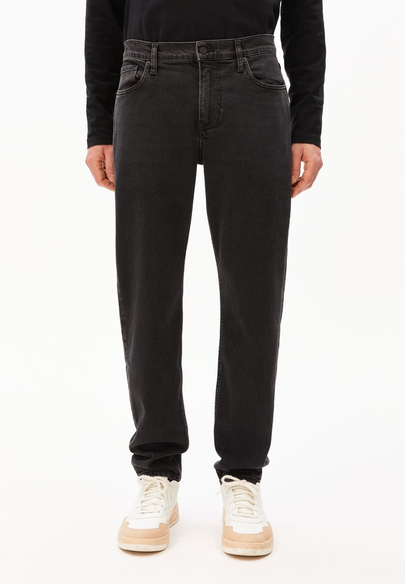AARJO TARPA TAPERED JEAN | black washed authentic by ARMEDANGELS, 82% Cotton, 14% Lyocell, 3% Elastomultiester, 1% Elastane