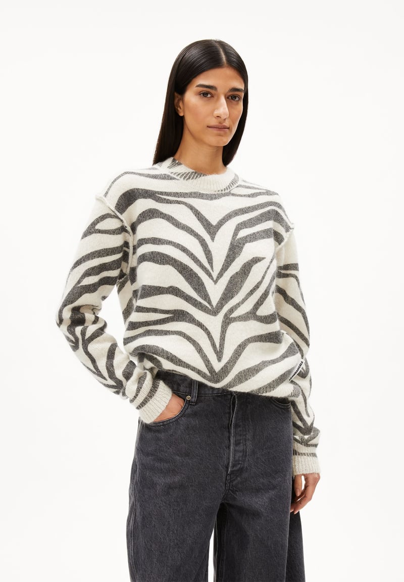 BALBAA PREMIUM ZEBRARAA KNIT SWEATER | oatmilk-black by ARMEDANGELS, 50% Wool, 50% Mohair