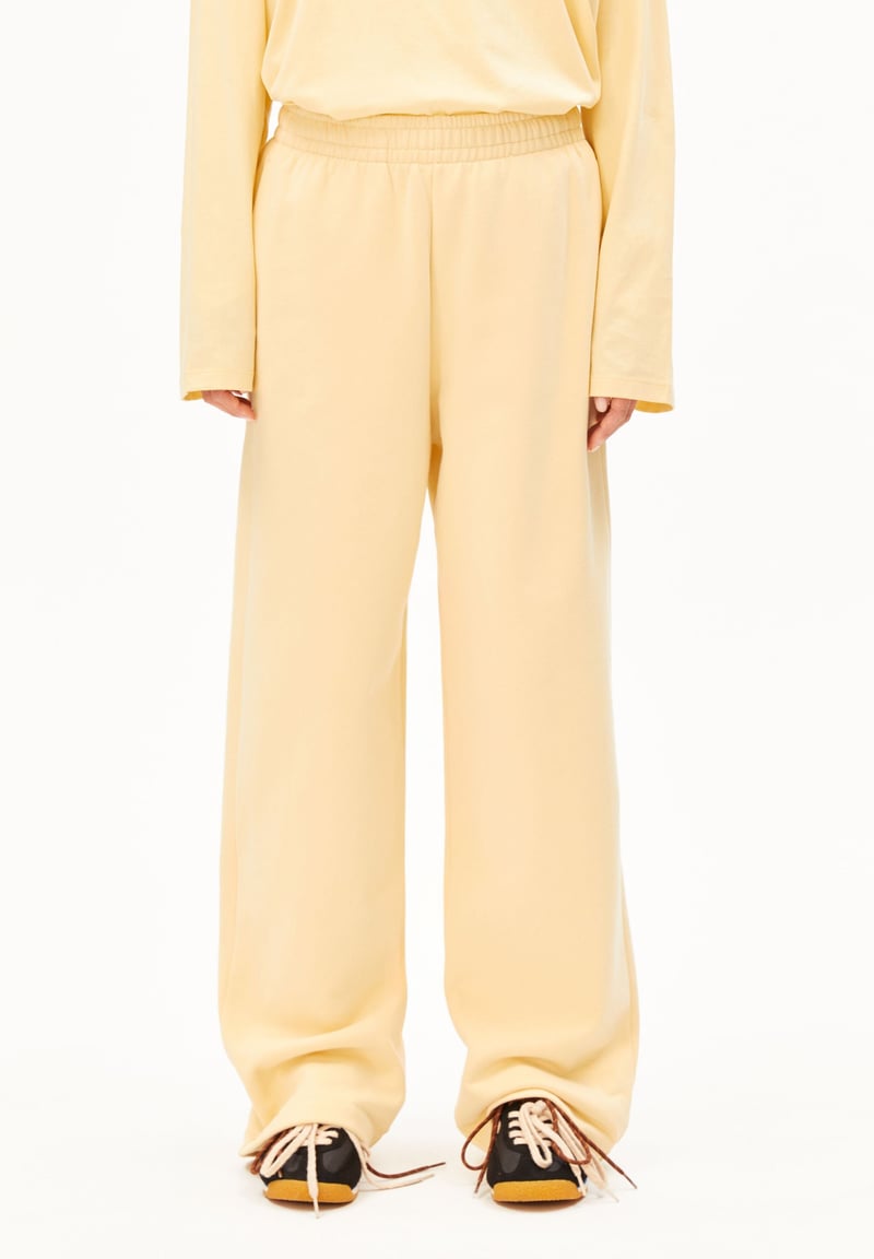 ICONIC Å IVAARA SWEATPANT | golden hay by ARMEDANGELS, 100% Cotton