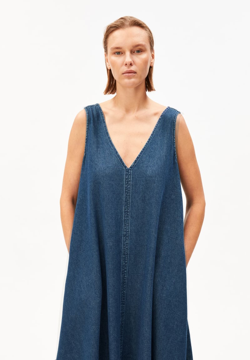 DENIM V-NECK MIDI DRESS | eau by ARMEDANGELS, 74% Cotton, 26% Lyocell