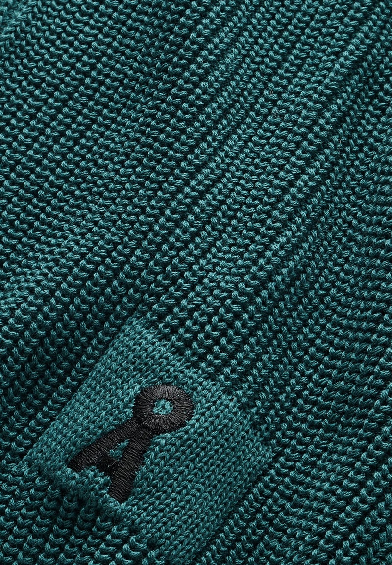 ICONIC Å CLAASAS COTTON | petrol velvet by ARMEDANGELS, 100% Cotton