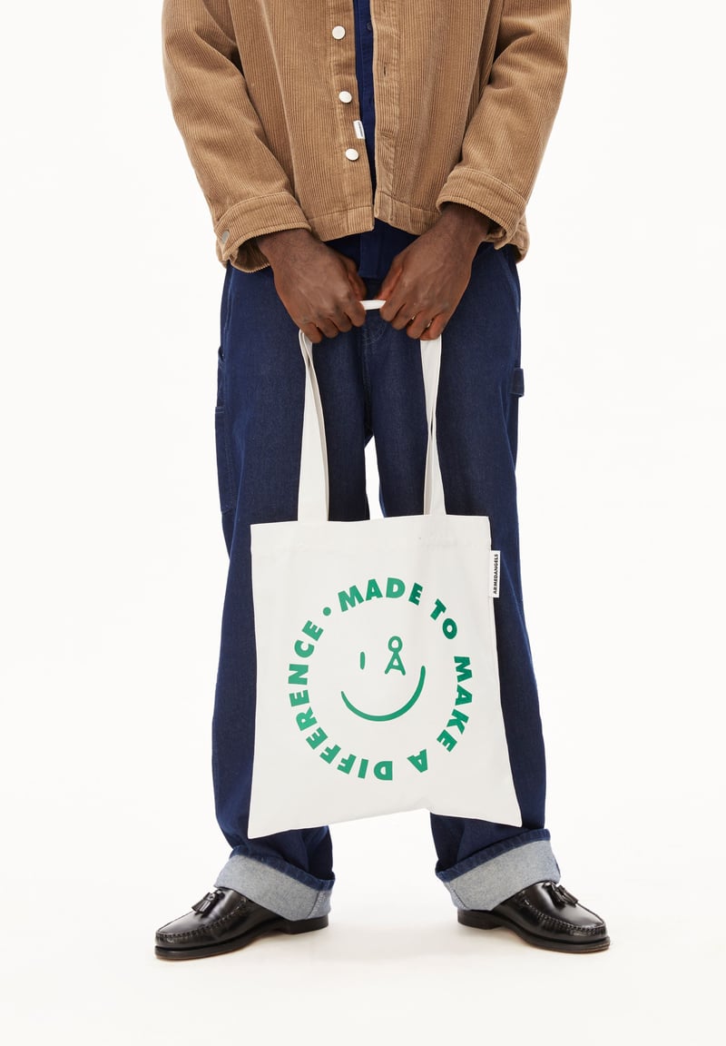 TOTAA SMILEY TOTE BAG | oatmilk by ARMEDANGELS, 100% Cotton
