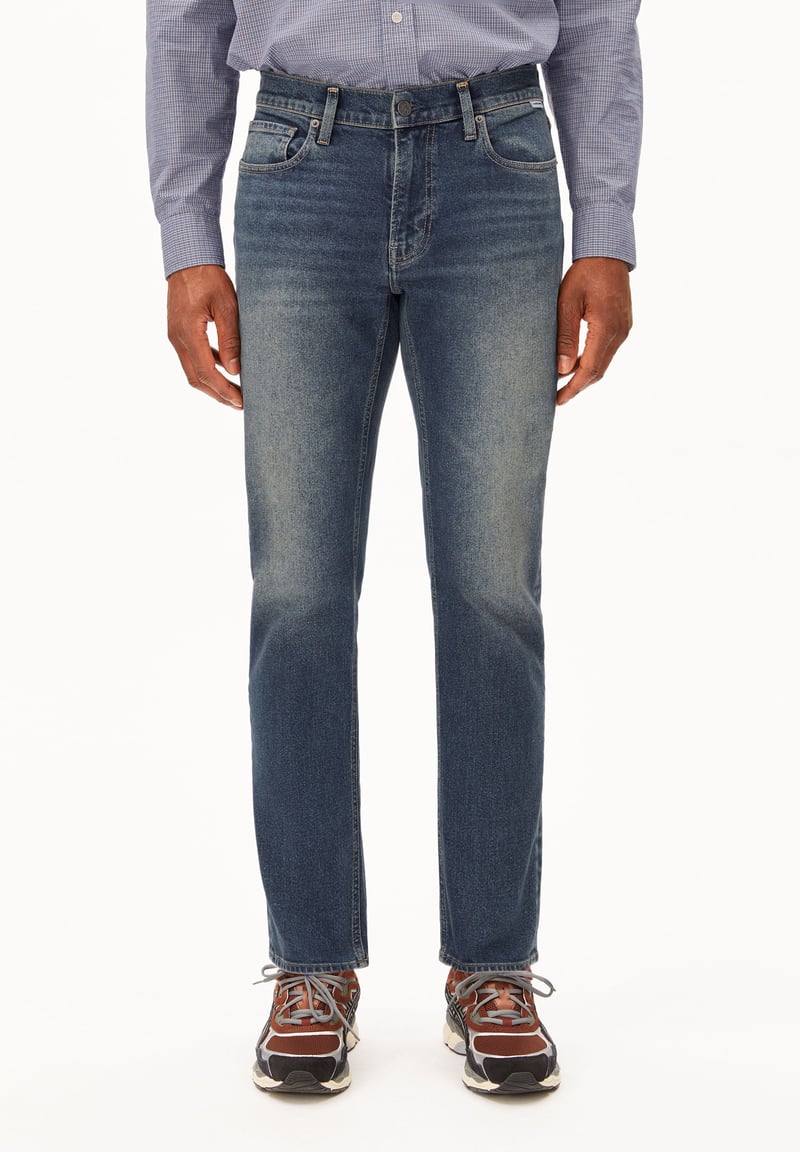 IAAN SLIM JEAN | corindi by ARMEDANGELS, 82% Cotton, 14% Lyocell, 1% Elastane