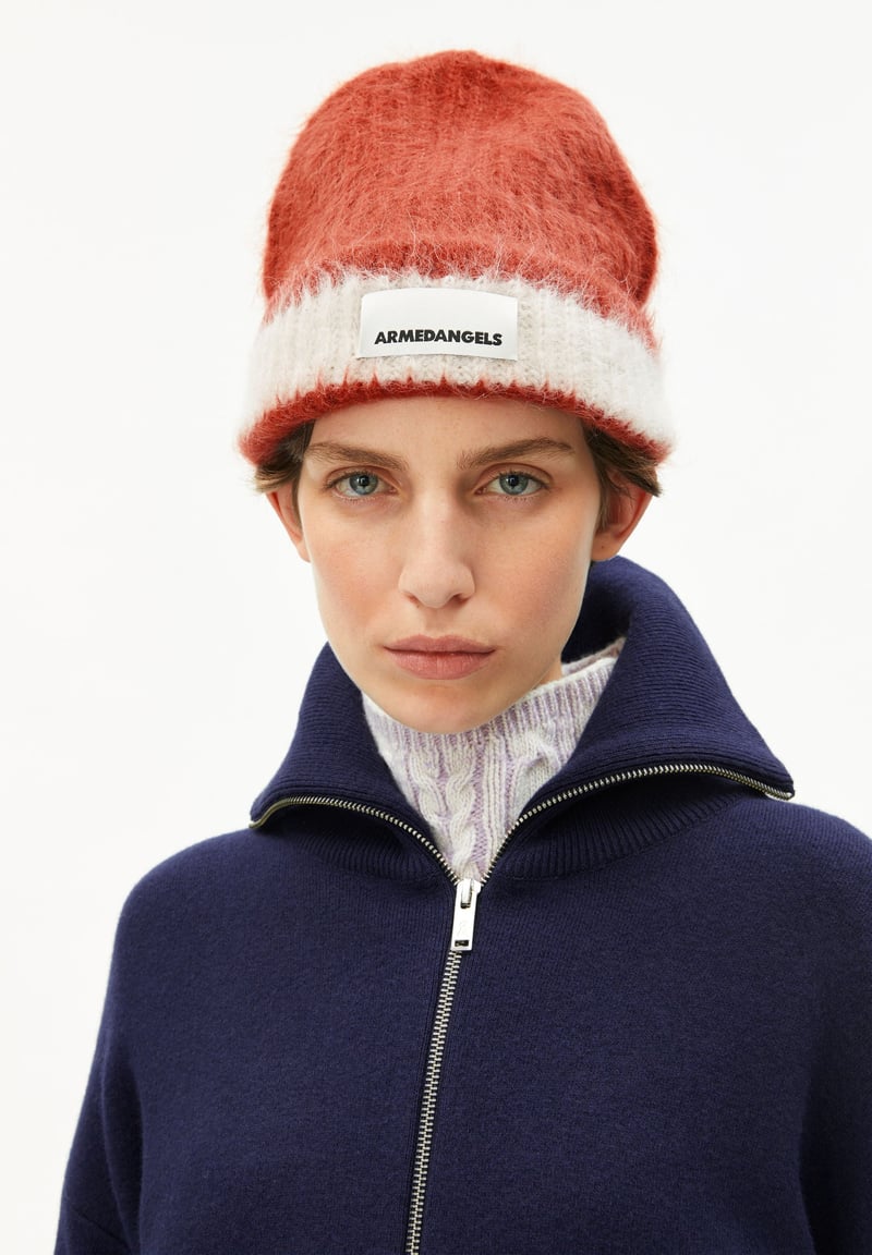JUPILAA STRIPED UN-WASTED BEANIE | emergency red-oatmilk by ARMEDANGELS, 70% Alpaca, 23% Nylon, 7% Wool