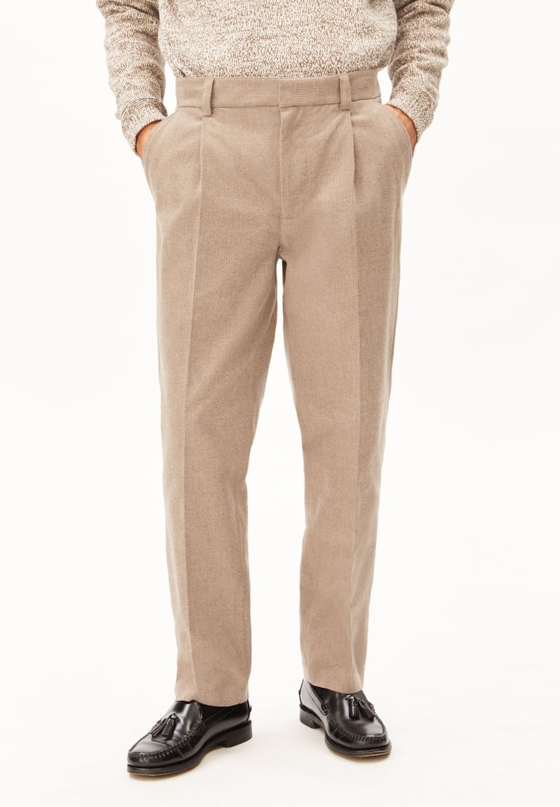 TAAMIR STRUCTURED PLEATED TROUSERS | honey reed by ARMEDANGELS, 98% Cotton, 2% Elastane
