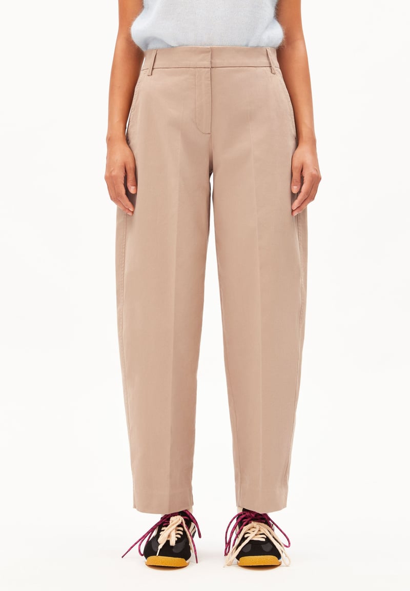 BARREL LEG TWILL PANT | true camel by ARMEDANGELS, 98% Cotton, 2% Elastane