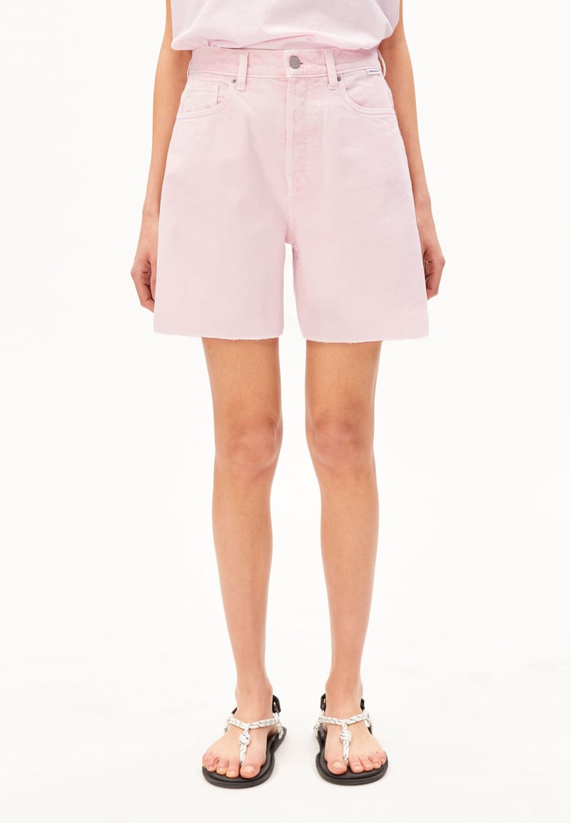 THAALINA MID WAIST DENIM SHORT | pink mist by ARMEDANGELS, 100% Cotton
