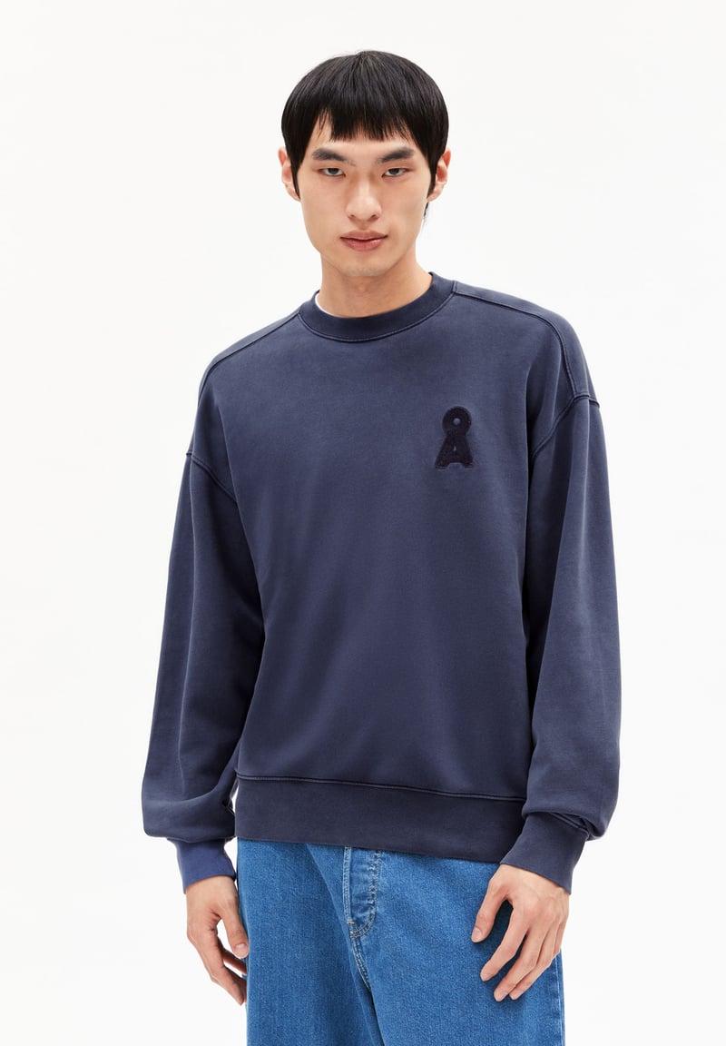 ICONIC Å EMAAL GMT DYE SWEATSHIRT | blue noon washed by ARMEDANGELS, 100% Cotton