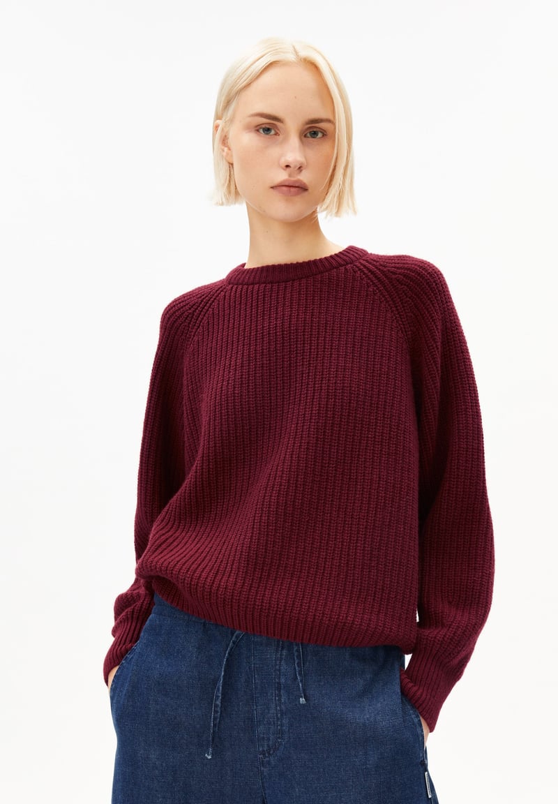 RIB KNIT SWEATER| velvet red by ARMEDANGELS