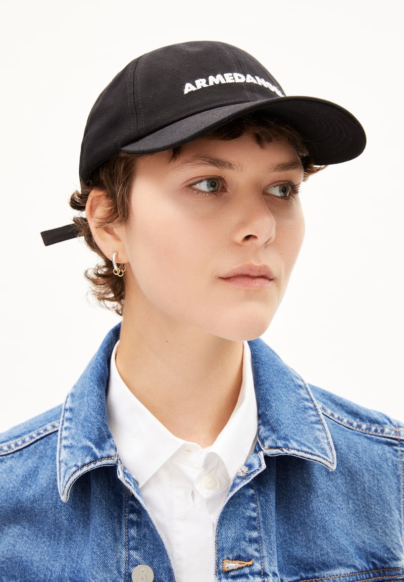 YENAAS WORD ICONIC Å| black by ARMEDANGELS, 100% Cotton