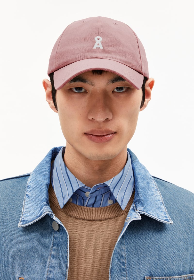 YENAAS BOLD CAP | light berry by ARMEDANGELS, 100% Cotton