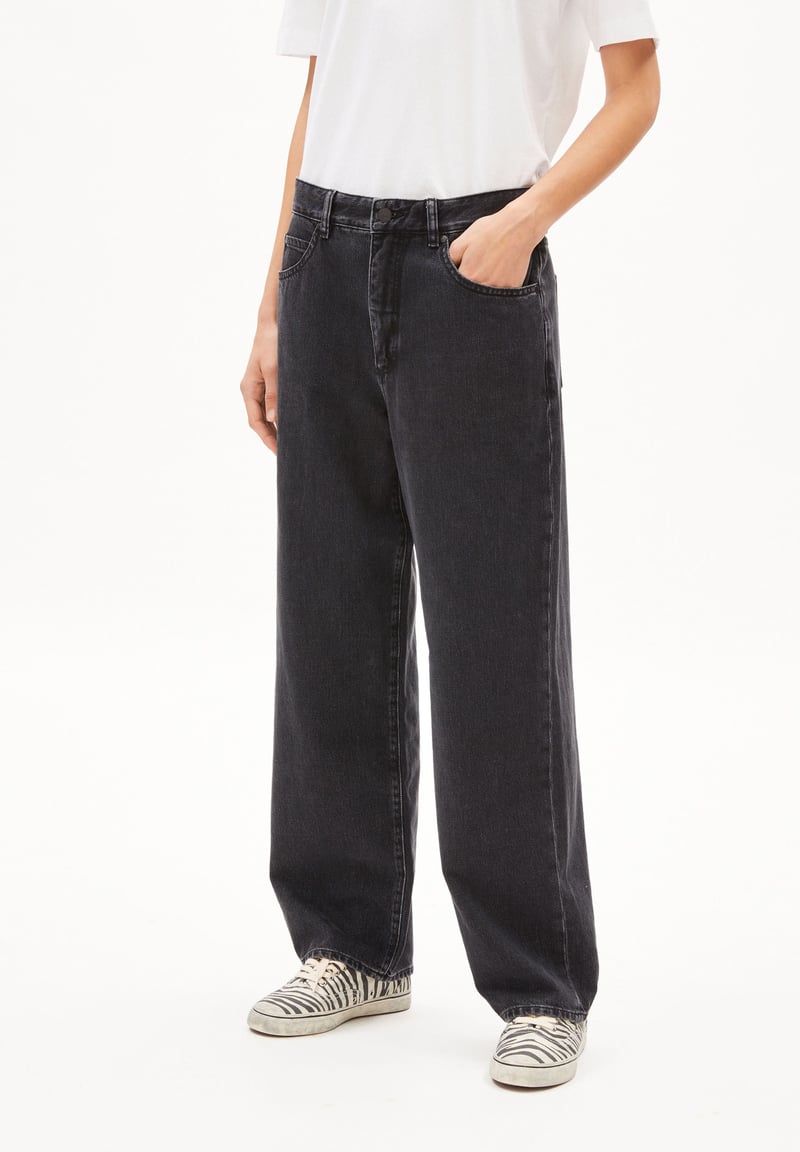 HAAYI| washed down black by ARMEDANGELS, 100% Cotton