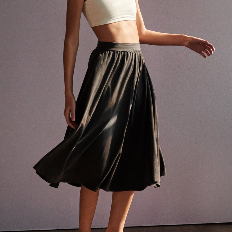 Madison Midi Skirt w/ Pockets by Groceries Apparel, 92% Cotton, 8% Elastane