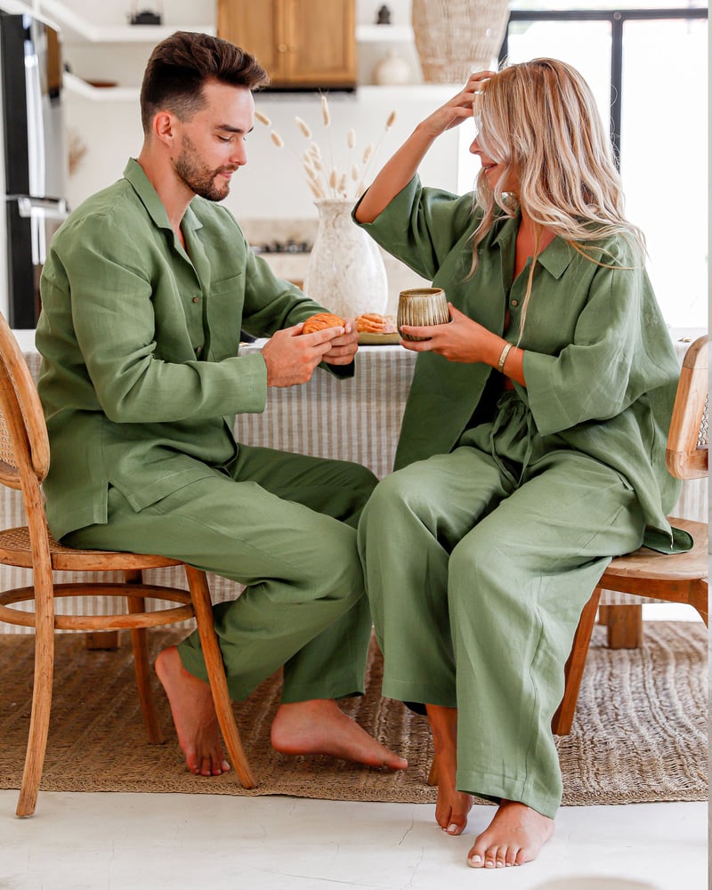 Linen pajama set AVEIRA in Forest green by MagicLinen, 100% Linen