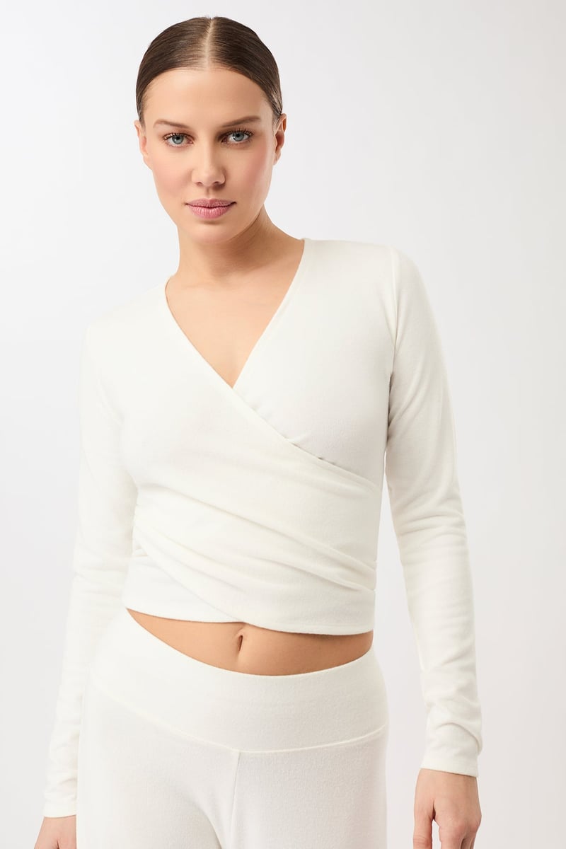 Ballett Wrap - White by Mandala, 74% Polyester, 23% Viscose, 3% Elastane