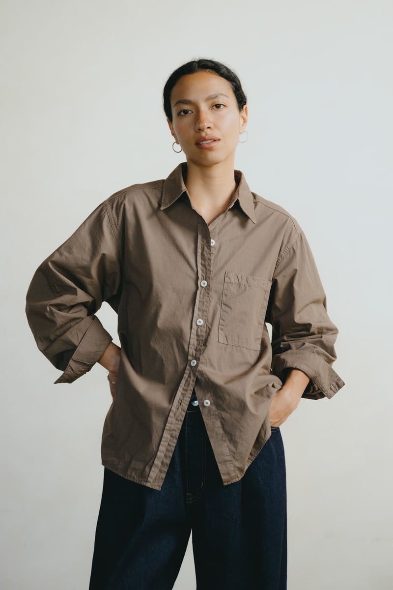Marcie Shirt, Organic Poplin, Shiitake by OZMA, 100% Cotton