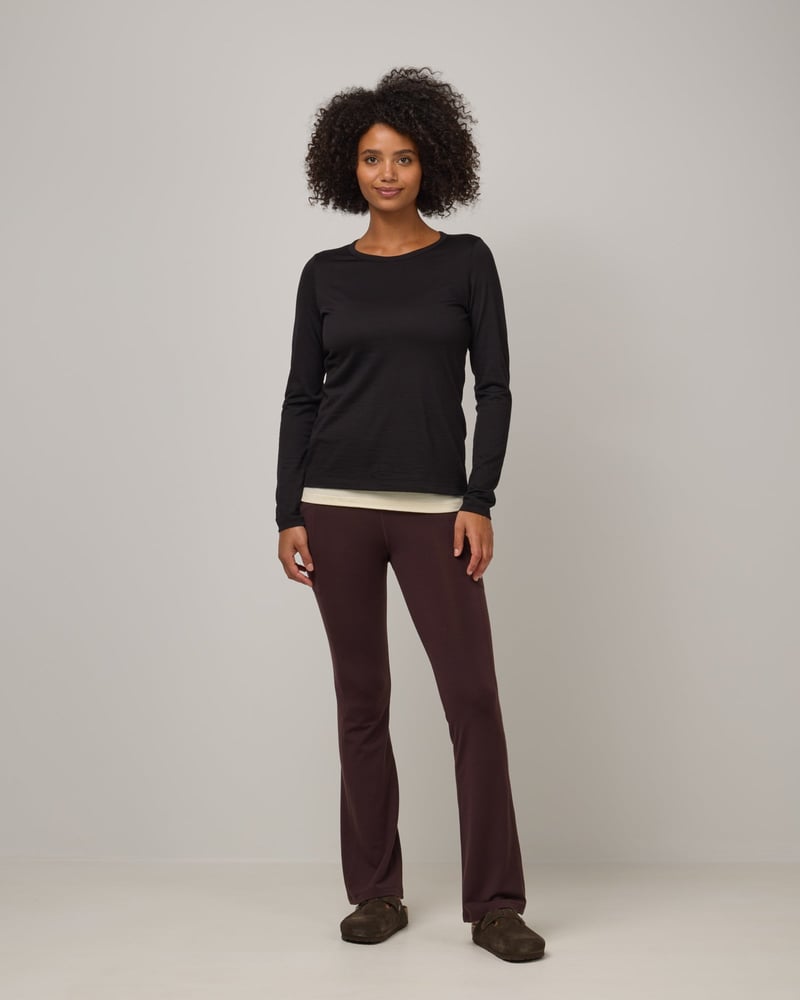 Summit Straight Cut Pocket Legging by Wool&, 68% Wool, 22% Nylon, 10% Elastane